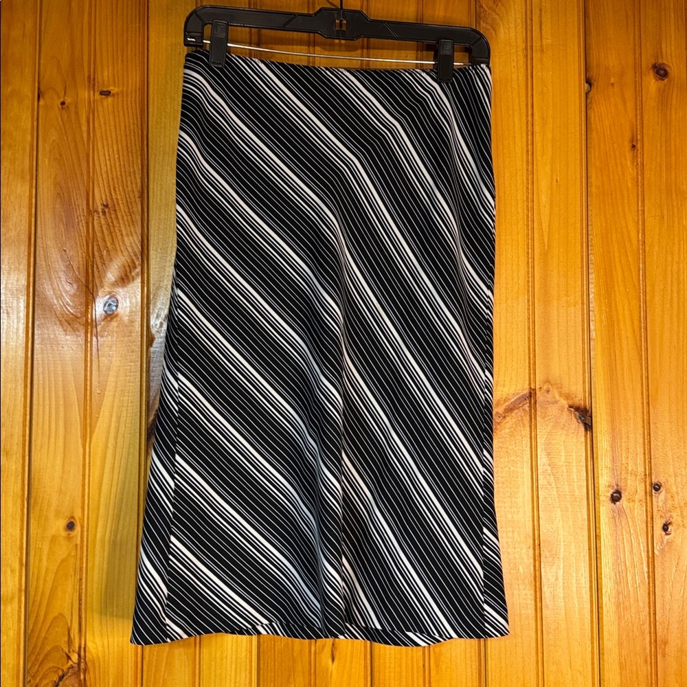 Zara Black and White Striped A-Line Skirt